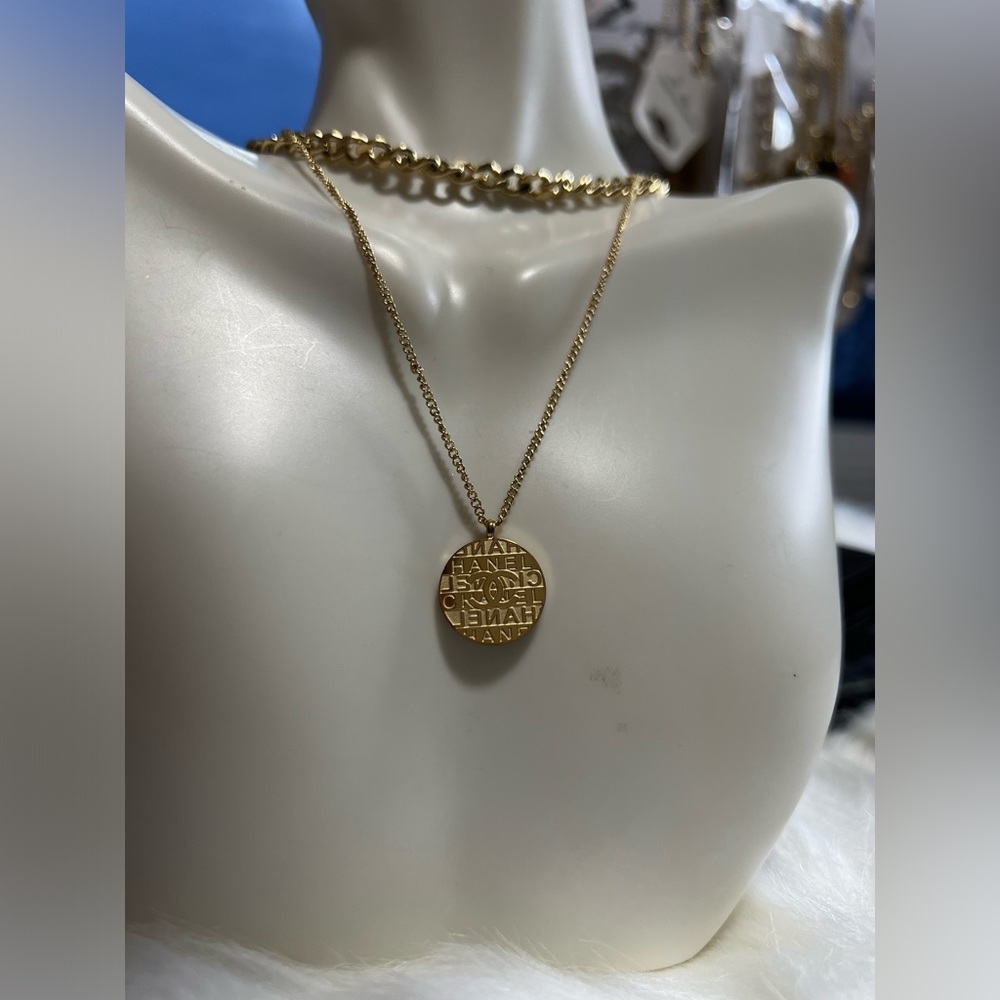 Necklace - Picture 2 of 2